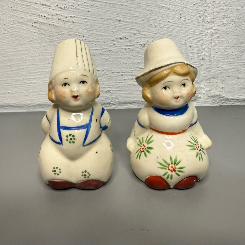 Vintage Chubby Dutch Boy and Girl Salt and Pepper Shakers Made in Japan